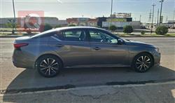 نيسان ألتيما